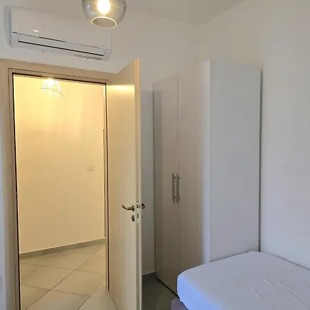 Stylish Retreat Near Cafes & Markets Plazhi San Pietro